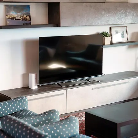 Casarico - By Myhomeincomo Apartman
